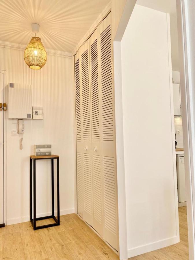 Appartement Elegant Avec Vue Sur Le Port サン・マルタン・ド・レ エクステリア 写真