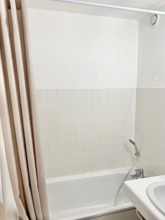Appartement Elegant Avec Vue Sur Le Port サン・マルタン・ド・レ エクステリア 写真