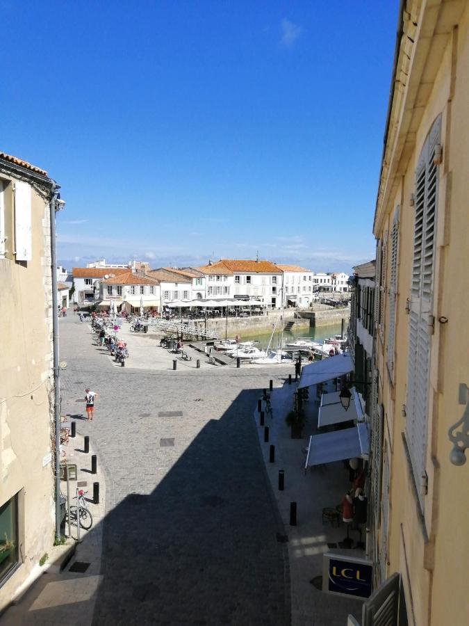 Appartement Elegant Avec Vue Sur Le Port サン・マルタン・ド・レ エクステリア 写真